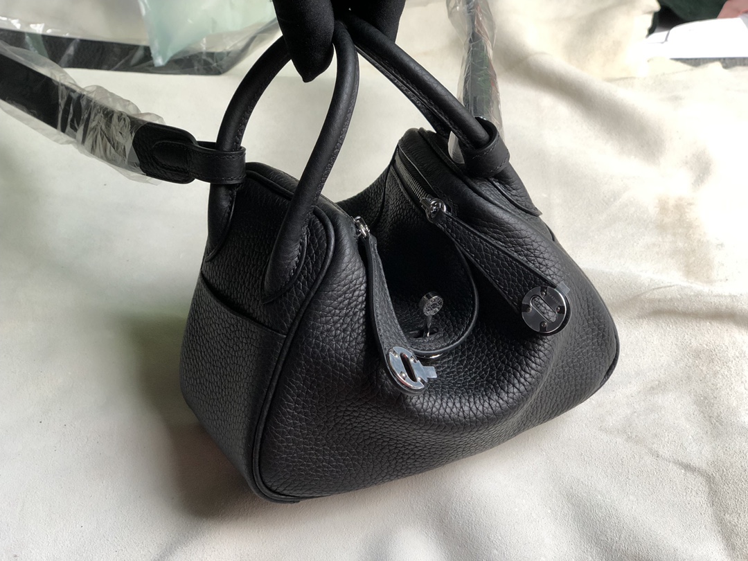 에르메스 미니 린디백 블랙 은장 끌레망스 가죽